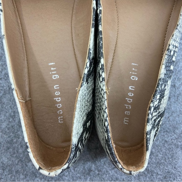 Madden Girl Leather Snakeskin Pointed Toe Slip On Loafers Women’s Size 10 - Picture 6 of 7